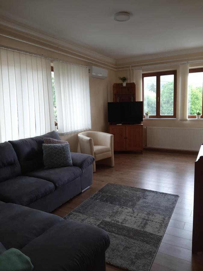 Megyeri Apartman Pócsmegyer Extérieur photo