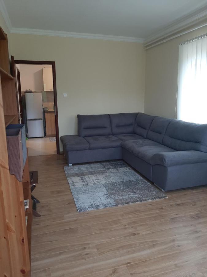 Megyeri Apartman Pócsmegyer Extérieur photo