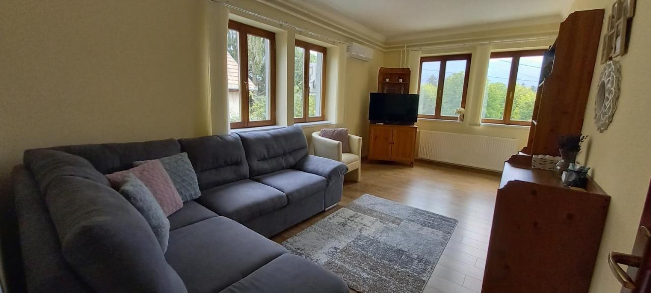 Megyeri Apartman Pócsmegyer Extérieur photo